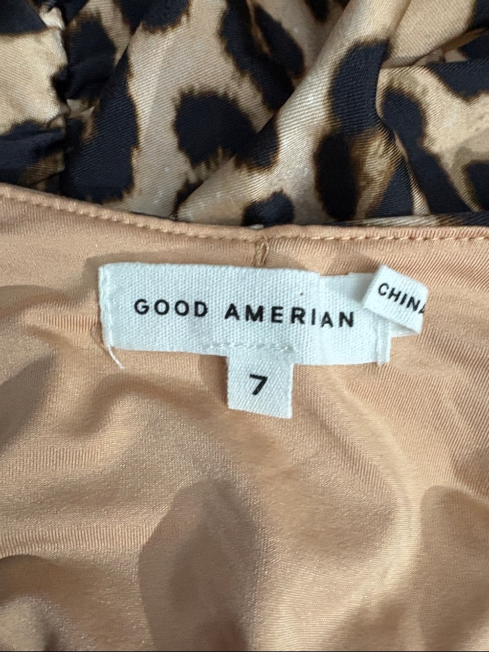 Good American Leopard Print Satiny Ruched Lined Bodycon Mini Dress - size 7/4XL - Picture 4 of 5
